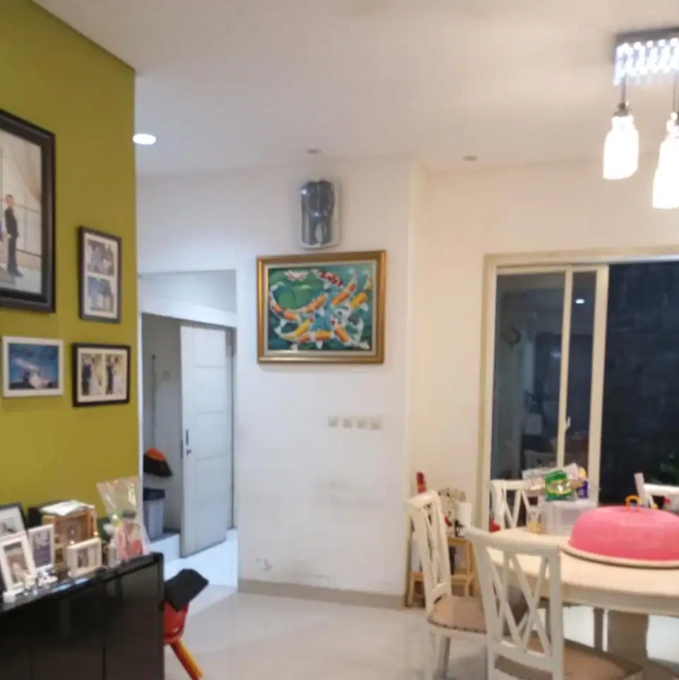 DIJUAL CEPAT! RUMAH GREEN LAKE CLUSTER AMERIKA TANGERANG