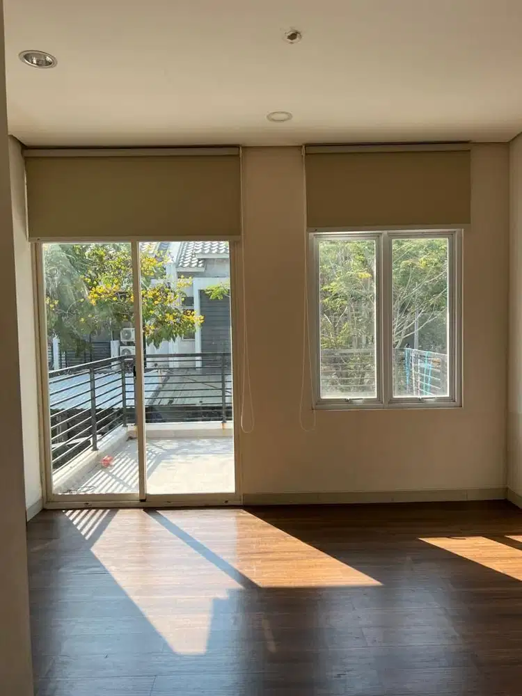 DISEWAKAN RUMAH LAYAR PERMAI, PANTAI INDAH KAPUK