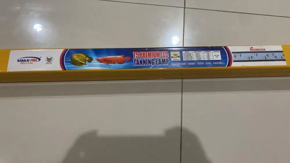 Lampu 5 warna untuk aquarium