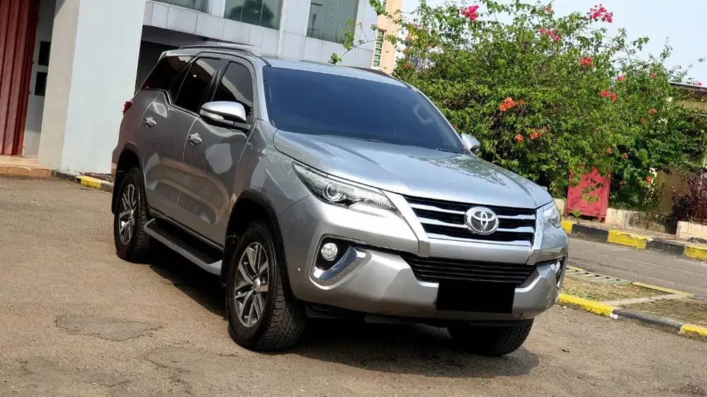[ GARANSI 5TH ] Toyota Fortuner 2.4 VRZ Diesel AT 2017/2018