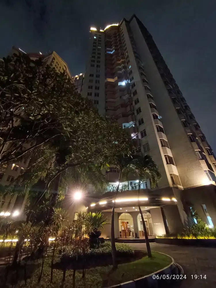 Apartemen Slipi sangat strategis selangkah ke akses tol