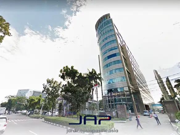 Sewa Kantor Wisma BSG Luas 148 M2 Bare Strategis Akses KRL Tanah Abang