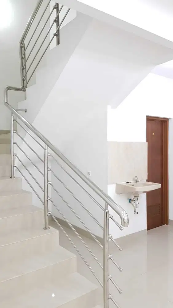 Di sewakan Rumah Daerah Kelapa Gading