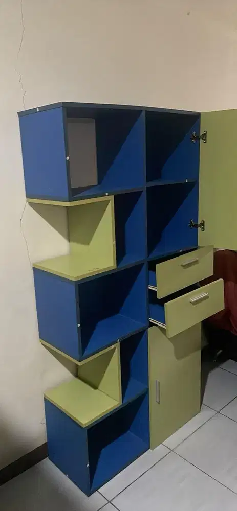 lemari serbaguna