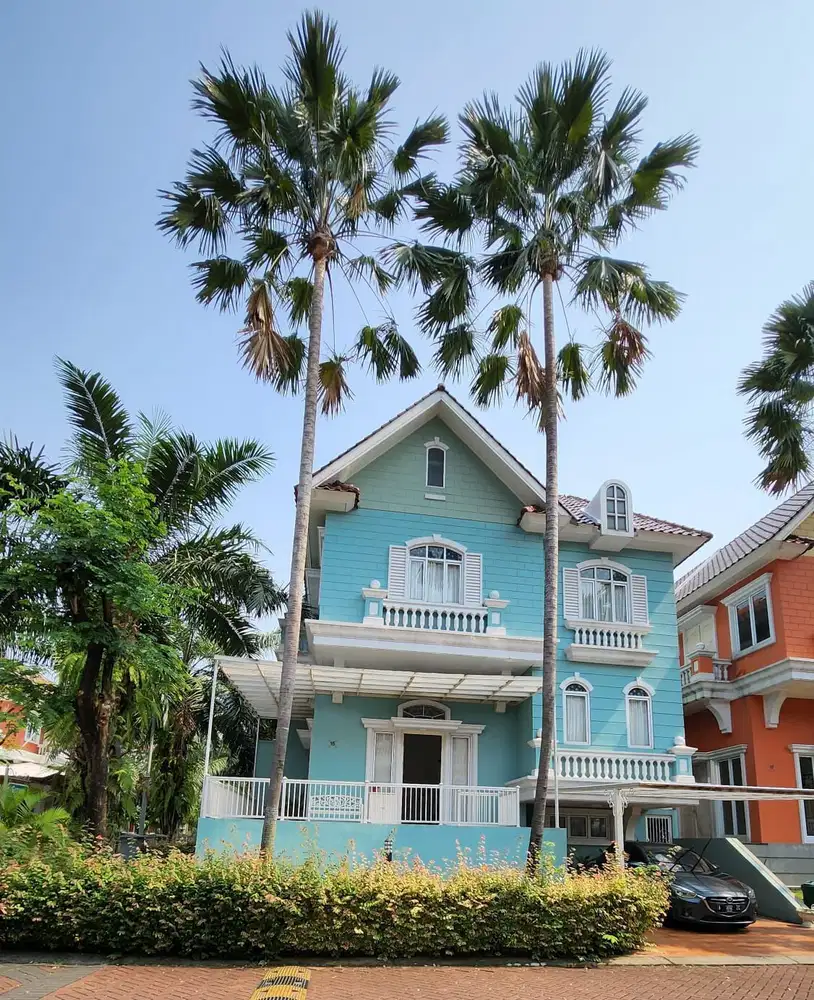 DIJUAL RUMAH HOOK 2,5 LANTAI OMAHA VILLAGE GADING SERPONG