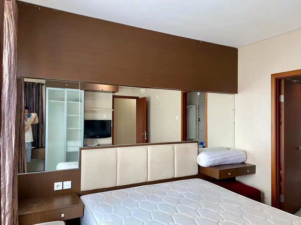 Disewakan Apartemen Thamrin Residence 3 BR Furnished Cozy