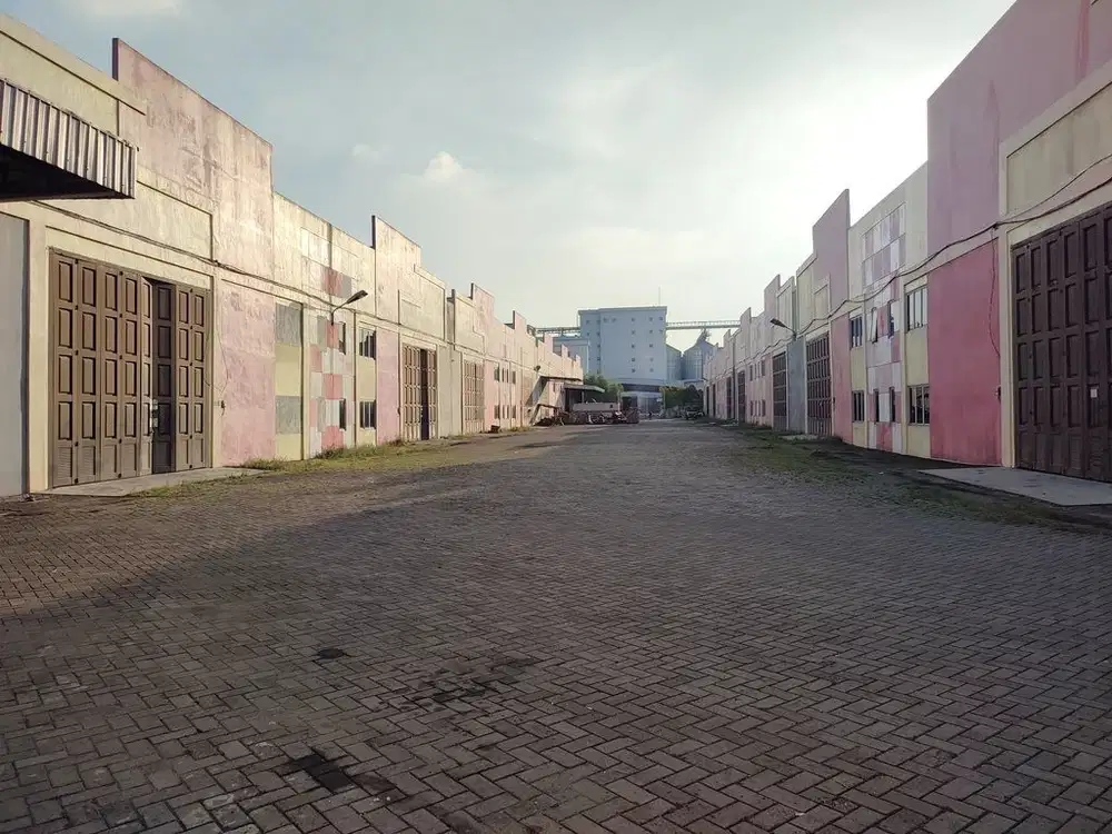 Gudang Siap pakai KIM 2 - Komplek Pergudangan Dexada