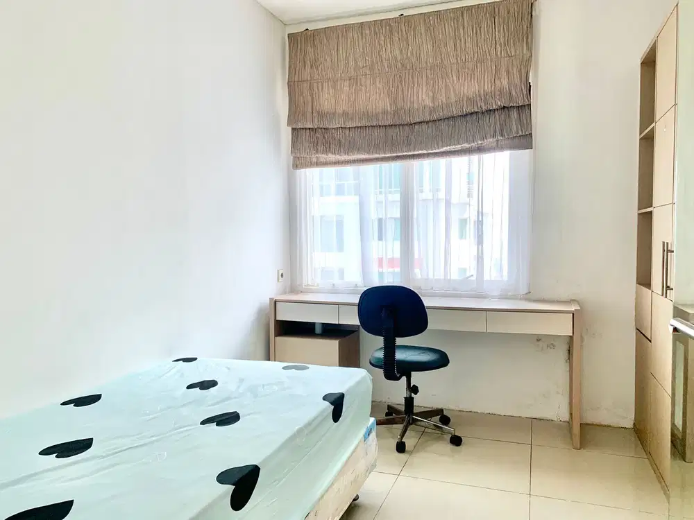 Disewakan apartemen 3BR Thamrin Residence