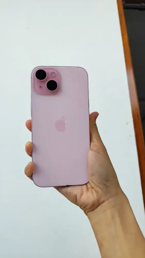 Iphone 15 128 GB PINK