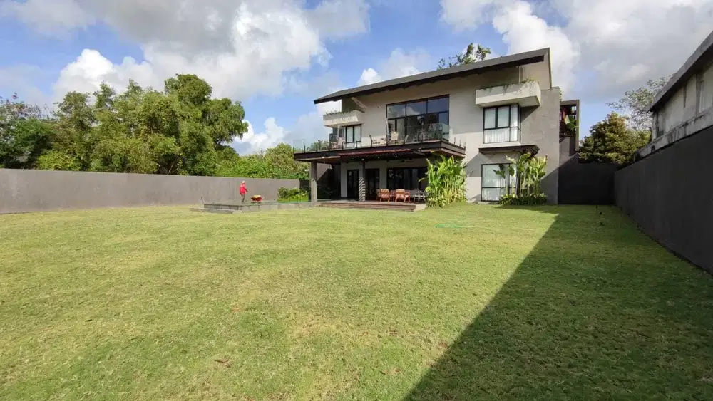 Dijual Cepat Villa Bali Pecatu Kuta Bali Paling Murah di Area nya