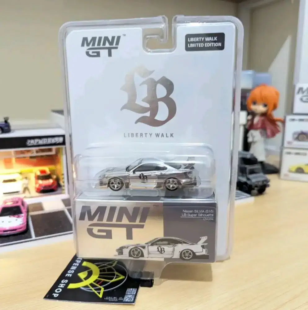 MiniGT 1014 Nissan Silvia S15 LB Super Silhouette Chrome