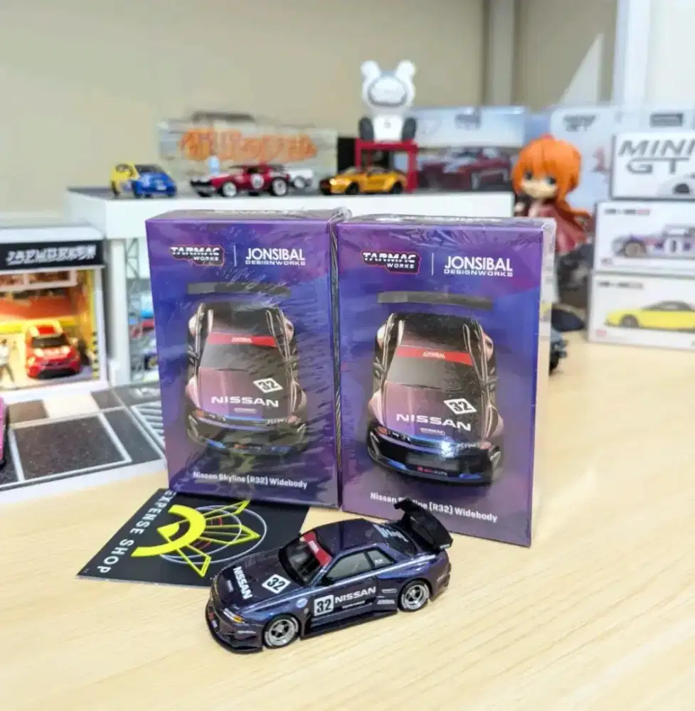 Tarmac Works Nissan Skyline GTR R32 Jonsibal Widebody