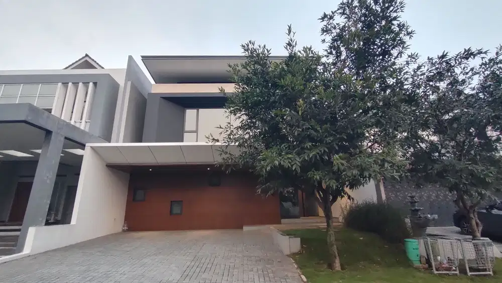 New House di Tatar Eksklusif Kumalasinta KBP view danau depan belakang