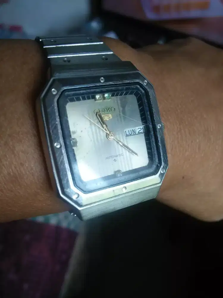 Saiko otomatis tgl hari normal tepat   waktu