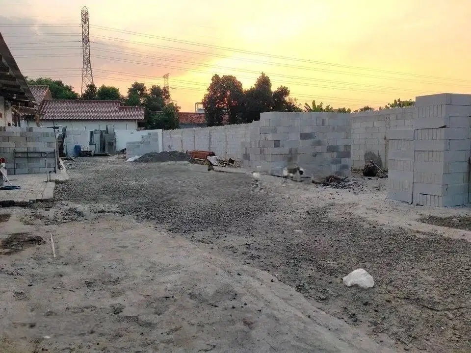 Tanah strategis cocok untuk usaha di Grogol Depok