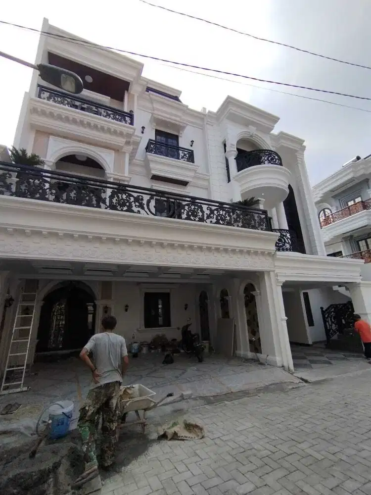 Rumah mewah Dalam TownHouse Jagakarsa Jakarta Selatan