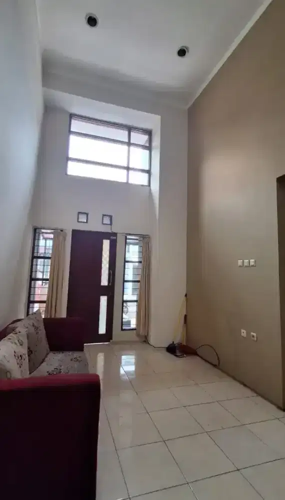 Rumah siap Huni 2 Lantai Bebas Banjir Permata Bintaro Tangsel