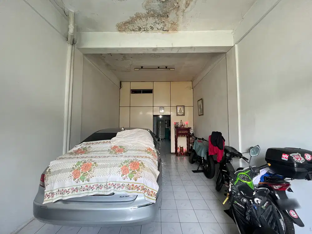 Dijual rumah di jalan katamso gang lampu 1
