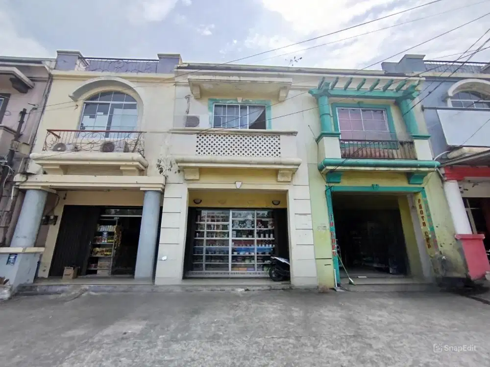 Ruko 2 Lantai Lokasi Boulevard Komplek Dekat Graha Raya Bintaro