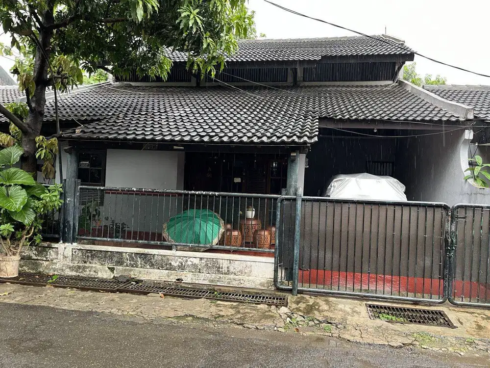 Dijual Rumah Luas Bebas Banjir di Jatibening