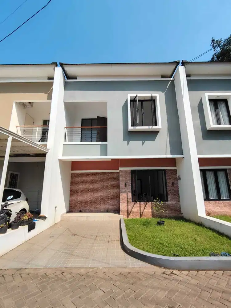 S824.Rumah 2Lt Modern Strategis Akses Dkt BSD & St Rawabuntu di Ciater