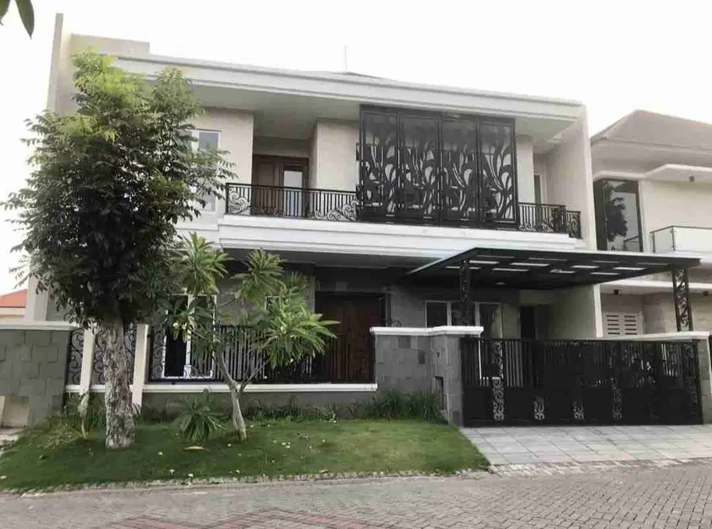 dijual rumah mewah siap huni di blok favorite graha family surabaya barat
