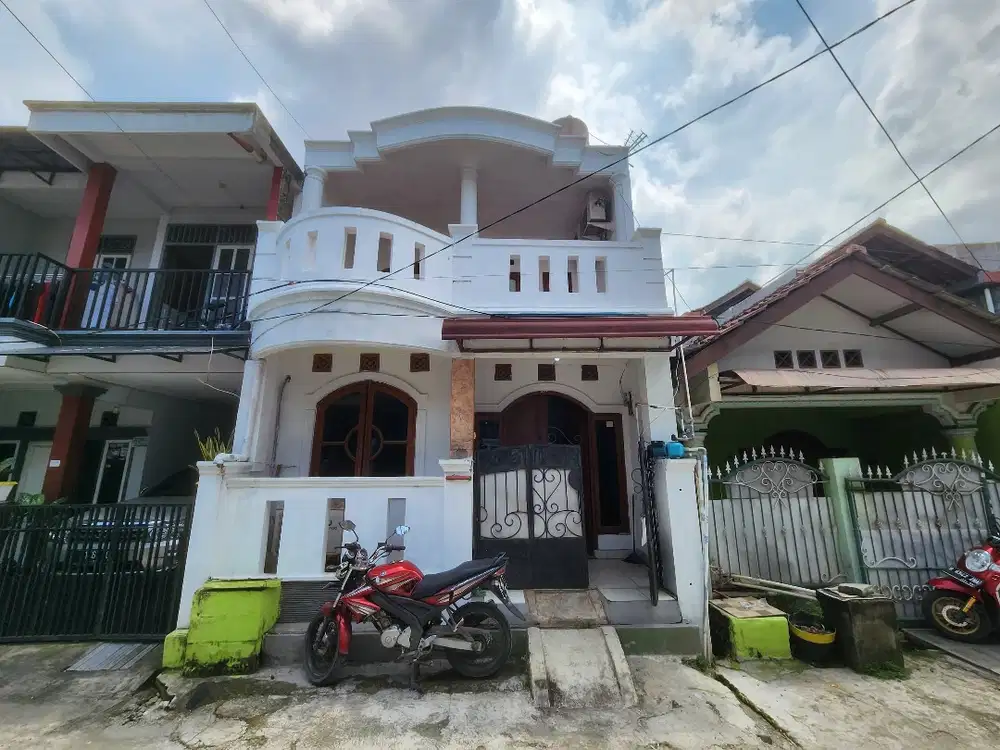 DIJUAL CEPAT, RUMAH 2 LANTAI GRATIS 3 AC - NEGO SAMPAI JADI