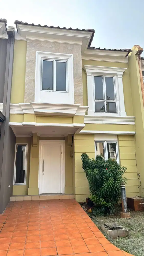 DISEWA RUMAH 2 LANTAI CLUSTER KARELIA GADING SERPONG