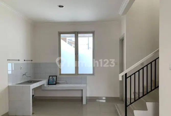 Rumah Kontrakan 2 Lantai Bagus SHM di Cluster Gracia, Tangerang