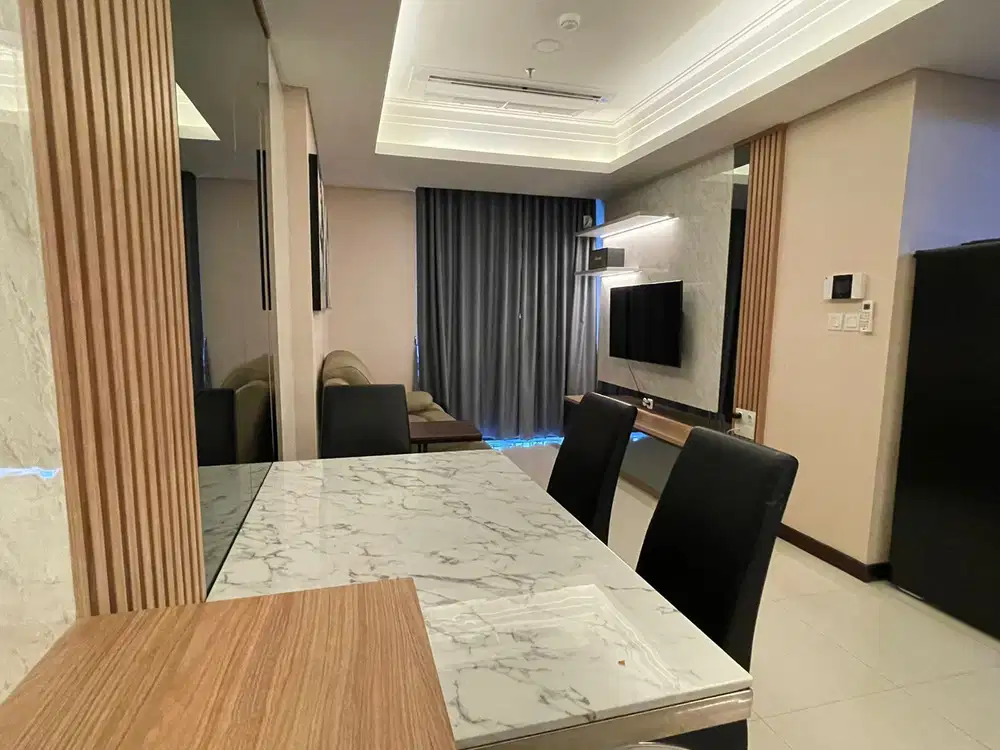 Disewakan Apartemen Casa Grande 2 BR Furnished baru
