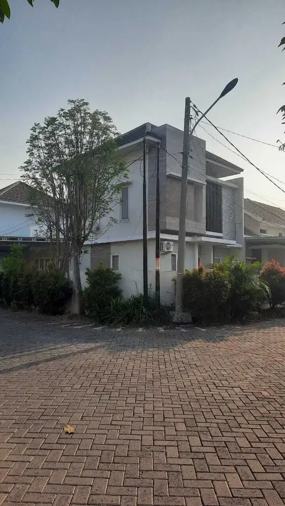 RUMAH HOOK GREEN LEAF PANDUGO RUNGKUT SIAP HUNI.DEKAT MERR,TOL,BANDARA