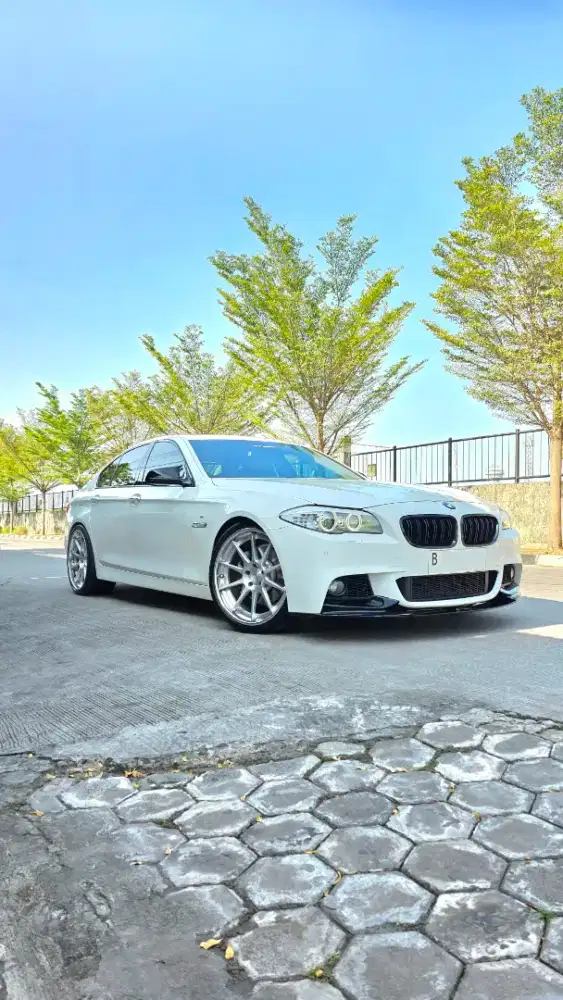 [CASH TERMURAH] BMW 535i 2010 Bensin