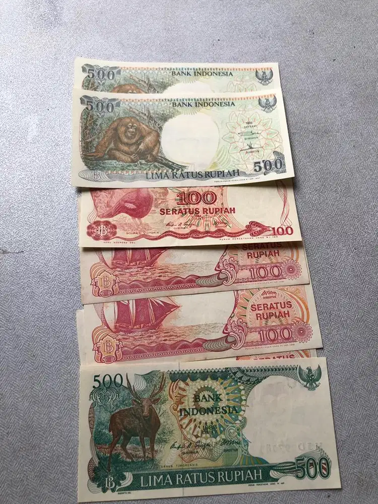 Uang jaman dulu pecahan seratus dan lima ratus