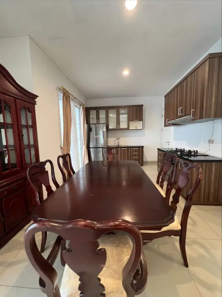 Disewakan Rumah Siap Huni Cluster De Maja di De Park  bsd