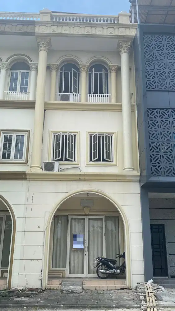 Disewakan Ruko Green Mnsion 3 lantai Siap Huni, Jakarta Barat
