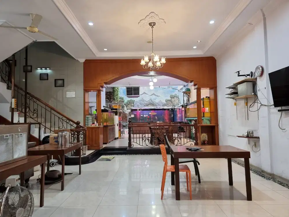Villa di Jalan Batu Bara ( Dekat Asia )