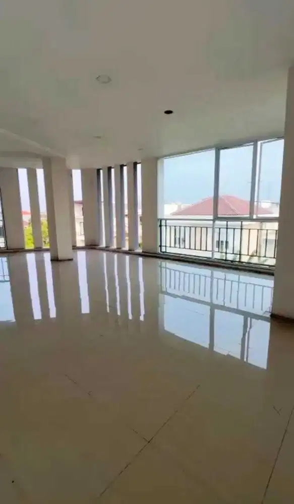 Dijual Rukan Gandeng di Elang Laut Jl.Pantai Indah Selatan, Jkt Utara