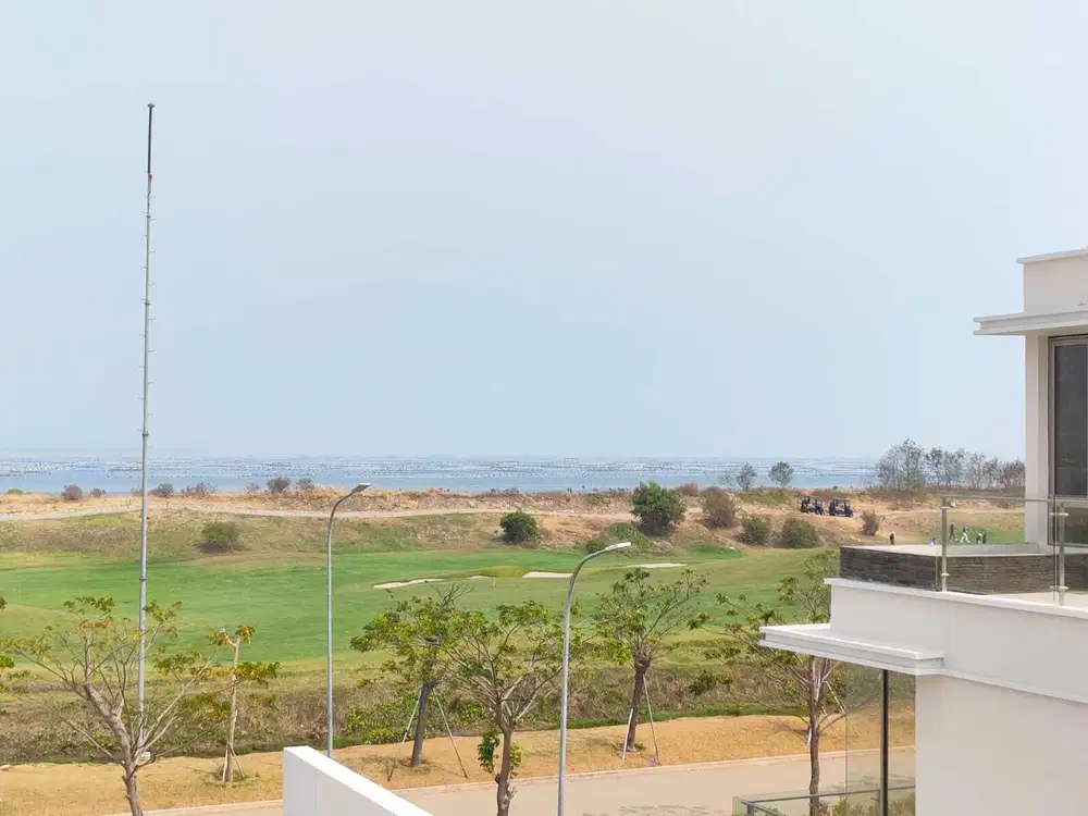 Disewakan Rumah Mewah Golf Island 12x25 3lT Ada Lift Seagolf View