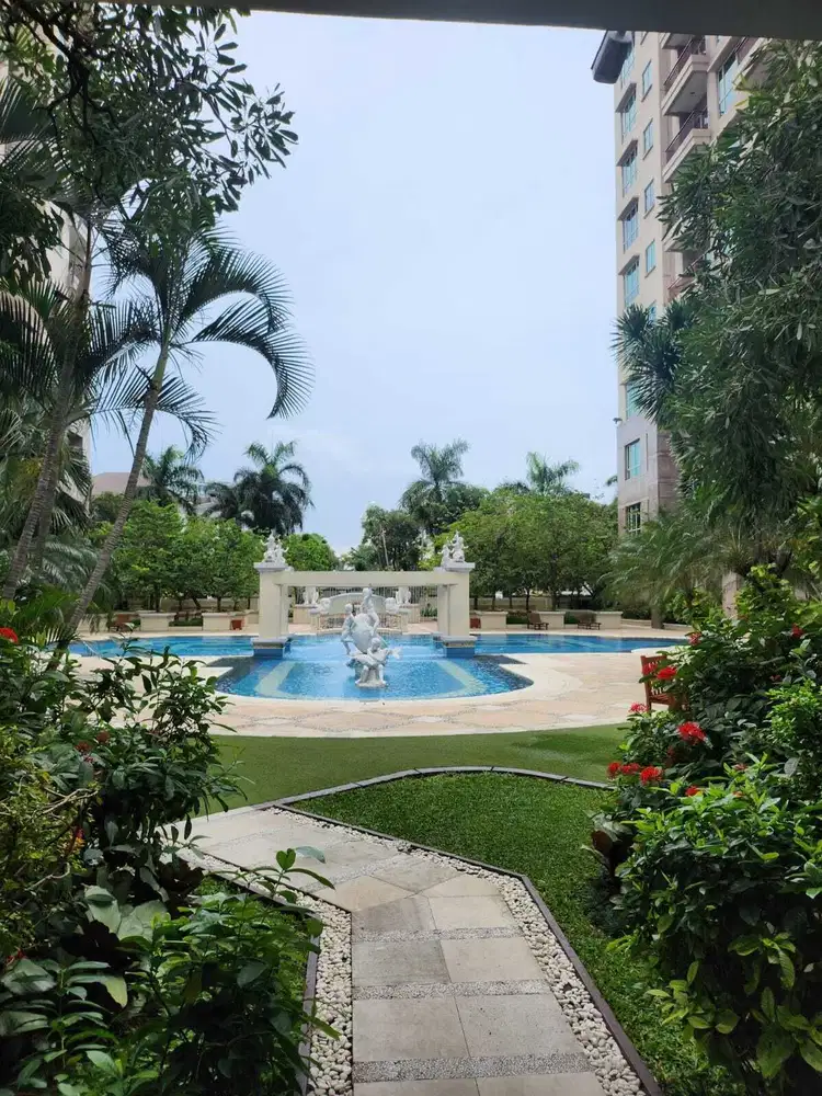 JARANG ADA, APARTEMEN SENAYAN RESIDENCE GOLF VIEW 2BR FURNISH