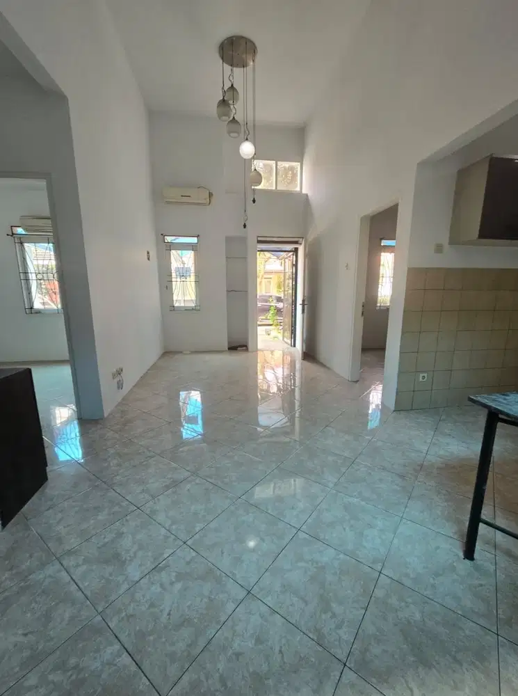 Termurah! Rumah cantik JUAL CEPAT dan mukota baru parahyangan bandung