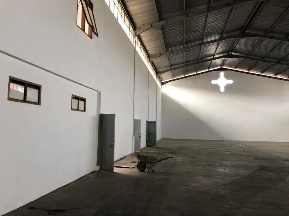 Dijual dan Disewa Gudang Luas di Kopo Jaya, Bandung