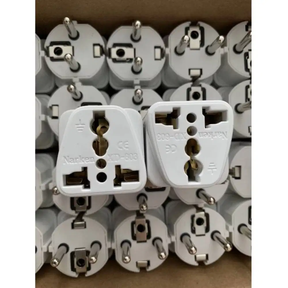 Over Steker Travel Adaptor Sambung Colokan Kaki 3 Steker High Quality