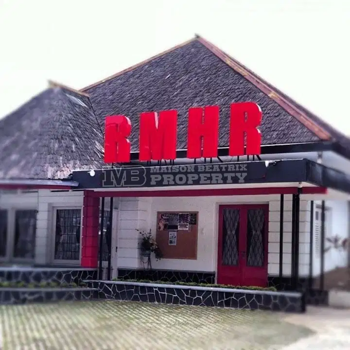 Rumah Artis legend yg bisa dijadikan cafe, kos²an dan tmp usaha lainya