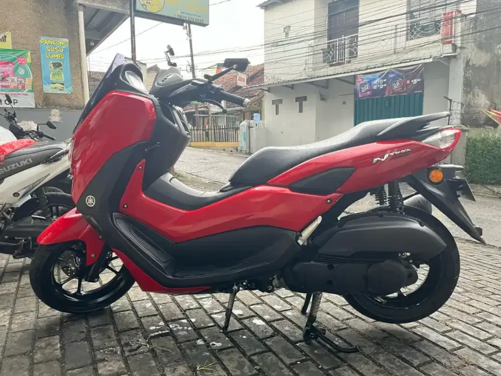 YAMAHA NMAX 2023 KEYLESS MULUS LOW KM