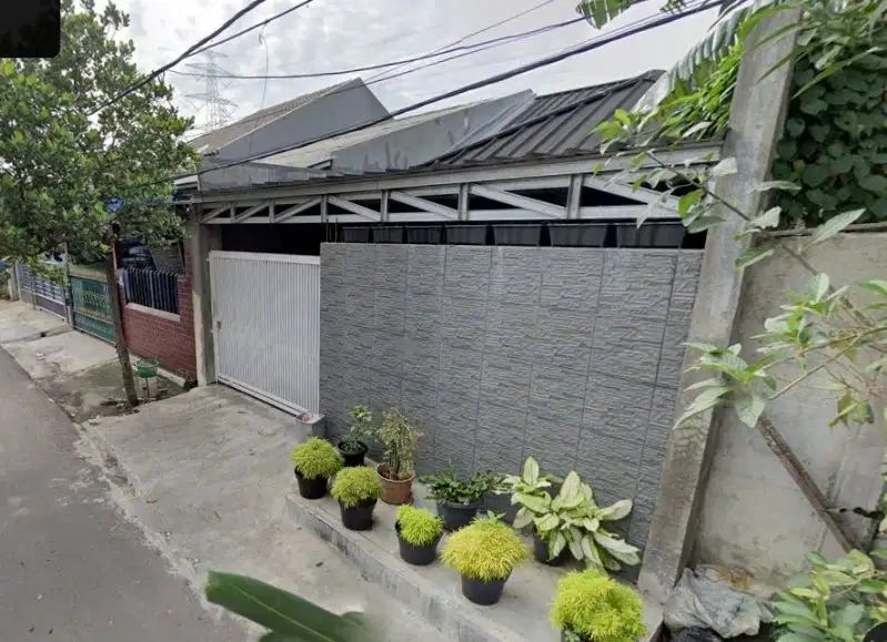 10 Menit GT Pulogebang, Rumah Dalam Komplek!
