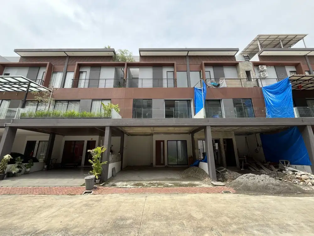 Villa Kawasan Elite Gaperta Ujung Komplek Givenchy One