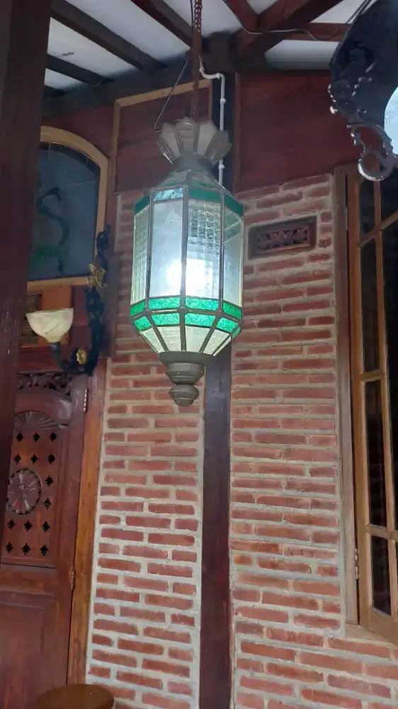 Lampu Gantung Kuno