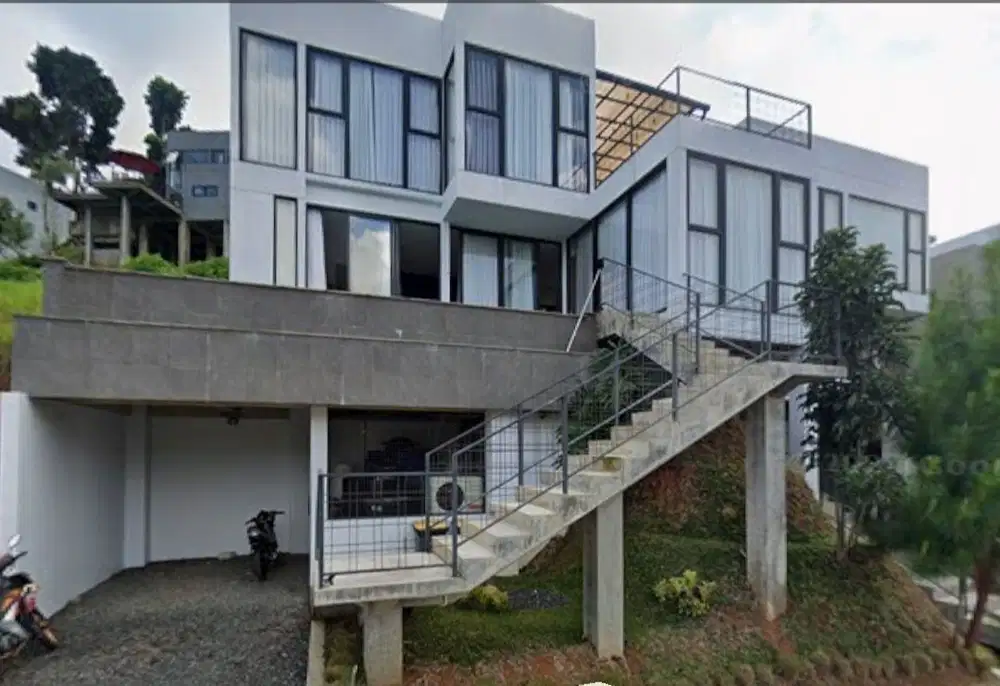 DIJUAL RUMAH VILA MEWAH DI DAGO PAKAR BANDUNG UTARA.