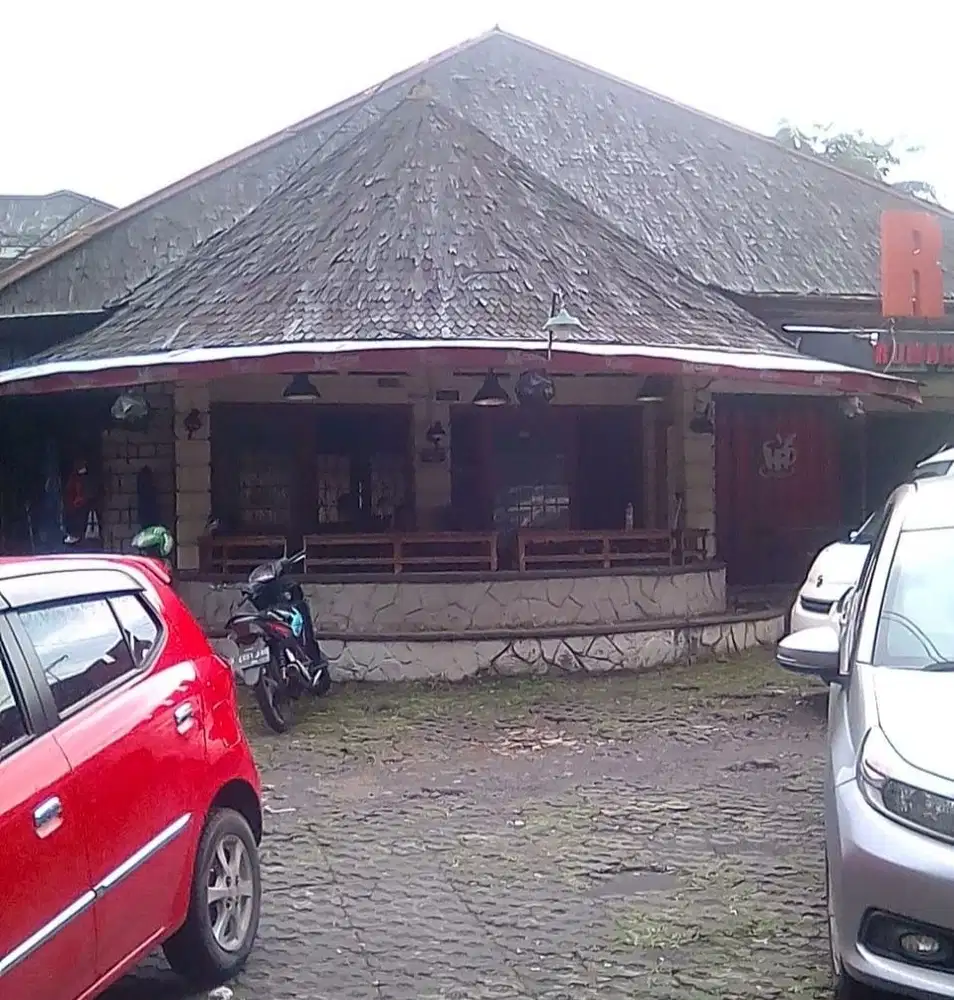 Dijual rumah musik Harry Roesli di Bandung