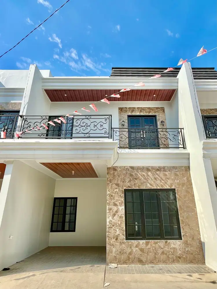 RUMAH MEWAH KLASIK EROPA 2 LANTAI CUMAN 800 JUTAAN DEKAT TOL CIBUBUR